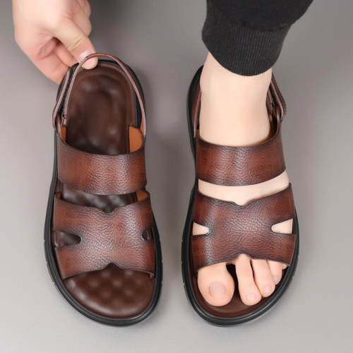 Sandales en Cuir Marron – Classiques et Intemporelles