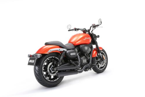 Hf7936ca429264a4b86b79c0ae8deb13eE La moto parfaite V400CC est là